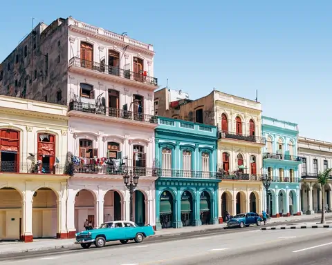 visitors to Cuba