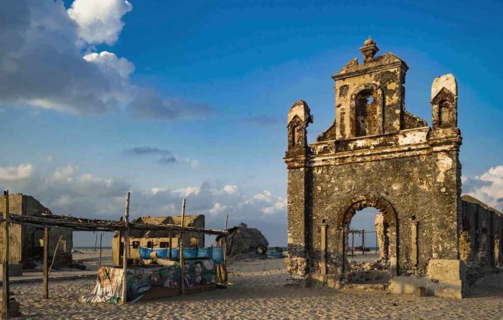 Dark-tourism-in-India-Dhanushkodi-Rameshwaram