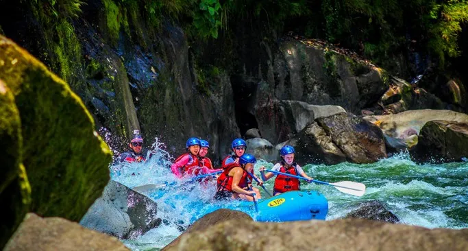 Arenal Volcano – Hiking and Hot Springs in Costa Rica 