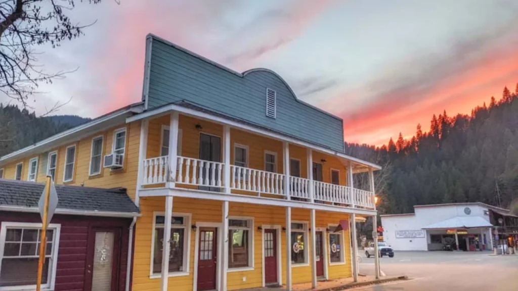 Mid-Range Hotels in Downieville