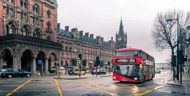 London’s Public Transit, London bus system, London transit pass