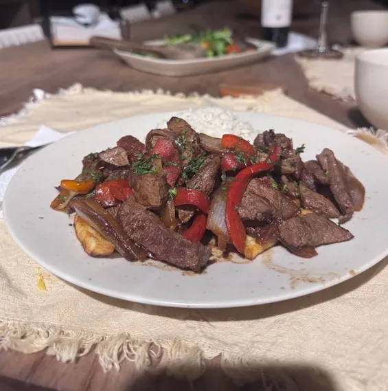 Lomo Salto (A traditional beef dish)